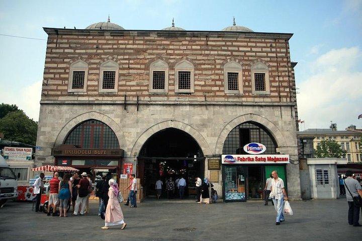 Istanbul Day Bosphorus Cruise Dolmabace Palace Tour