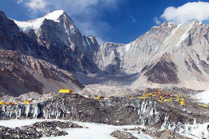 Everest Three Pass Trek 18 Tage