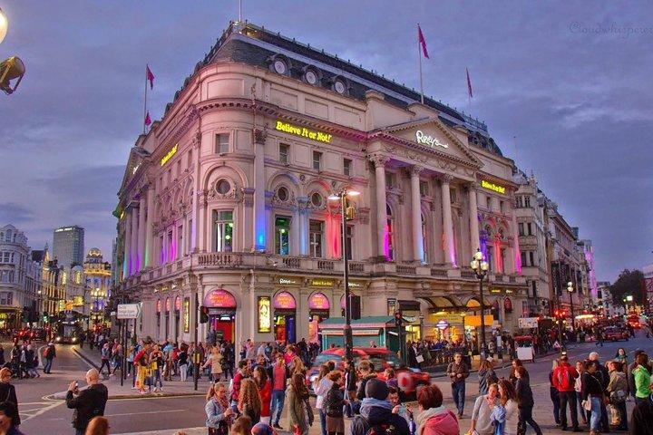 Tour privato tradizionale di un'intera giornata a Londra con auto / cabina nera / SUV / furgone / pullman