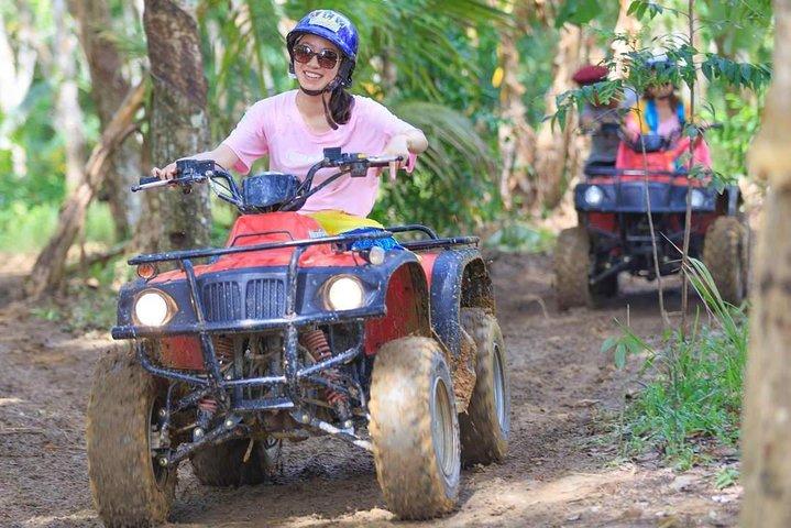 プーケット・オフロードATVツアー－ジャングル、丘、隠れた景色を探索