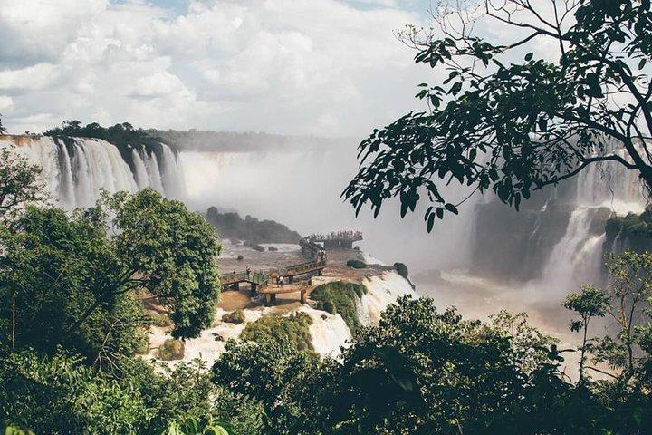 Överför IGU & Iguassu Falls Brasilianska sidan & Macuco Boat Safari