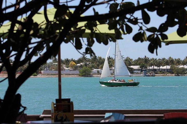 Privé 90 - Minute Harbor Voile Charter à Key West