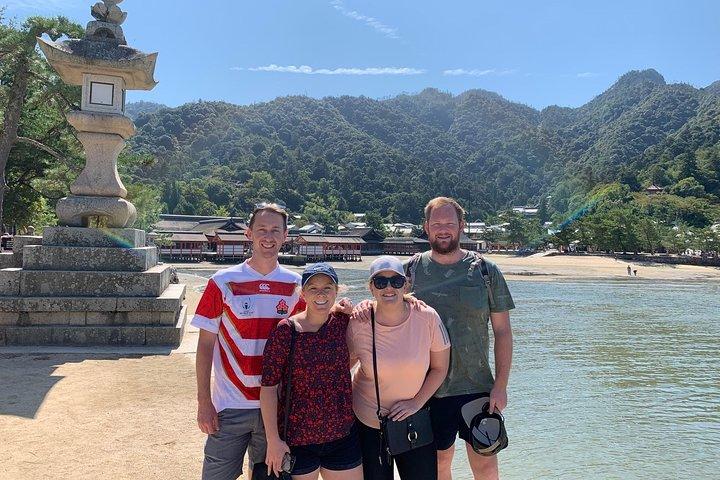 Hiroshima & Miyajima en 1 Día : Tour Privado, Guía Licenciado