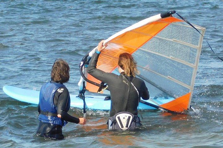 Dynamic Windsurfing Beginner class Day1