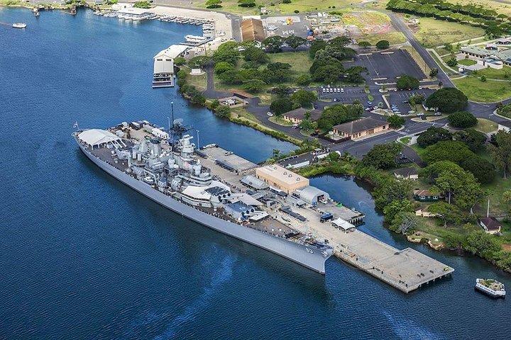 Premium-Kleingruppentour durch Pearl Harbor mit Mittagessen