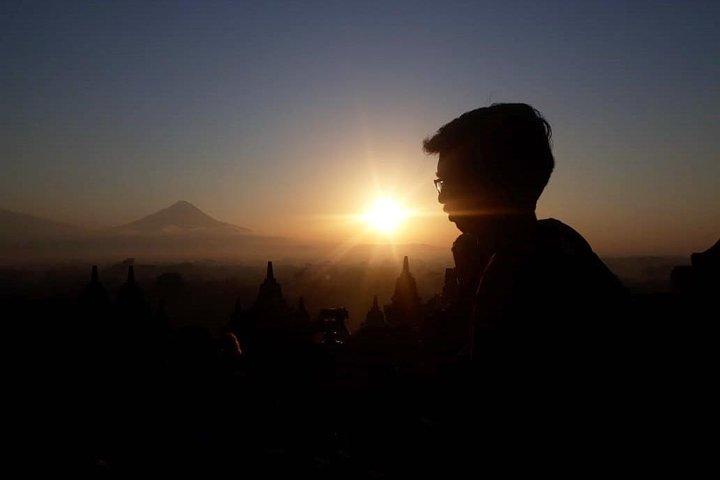 Borobudur Sunrise Tour-Special Package