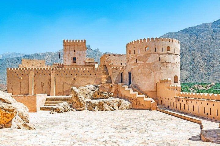 Nakhl Rustaq(マスカットツアー):オマーンショアツアー