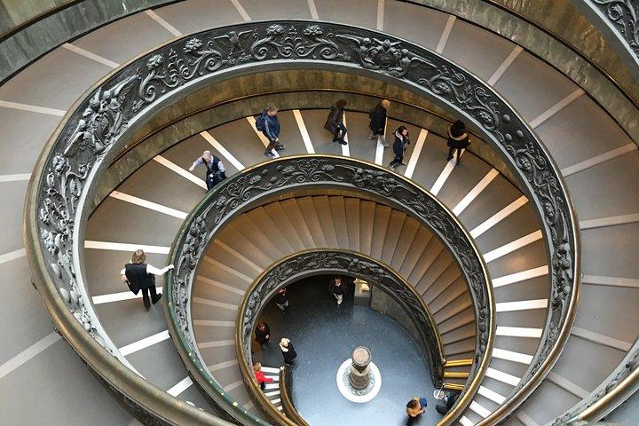 Skip the line Vatican Museum and Sistine Chapel Guided Tour