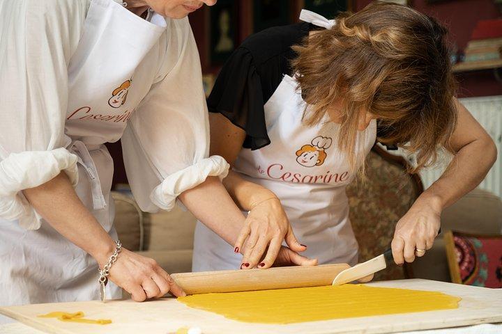 Cesarine: Pasta- und Tiramisu-Kurs in kleiner Gruppe am Lago Maggiore