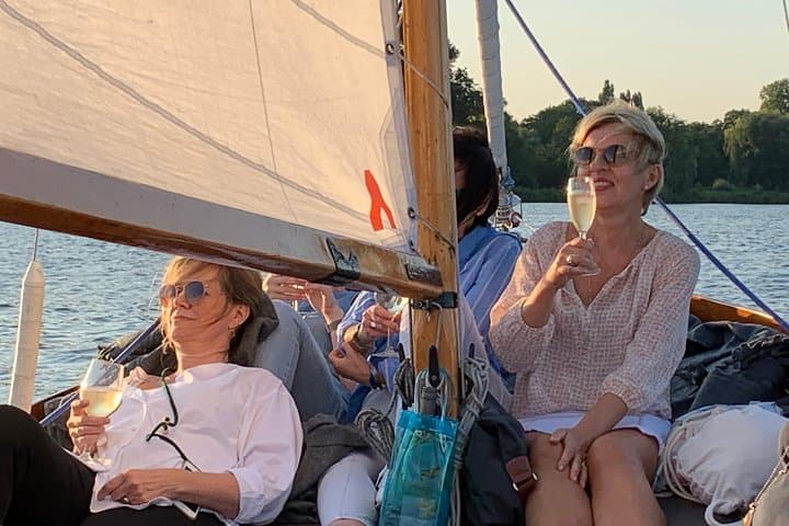 Hamburg Small-Group Sunset Sailing Cruise on Lake Alster