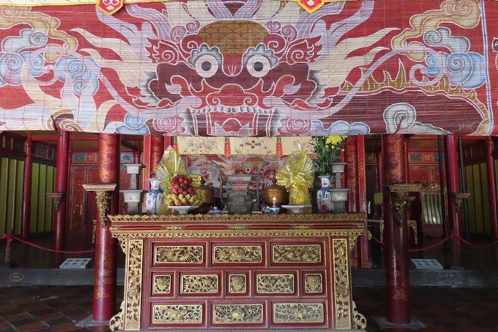 Hue Royal Tombs Tour - 3 smukkeste grave i Nguyen dynastiet