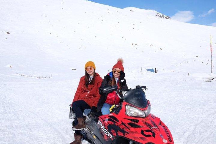 Ananuri-Gudauri-Kazbegi - Tour Privado
