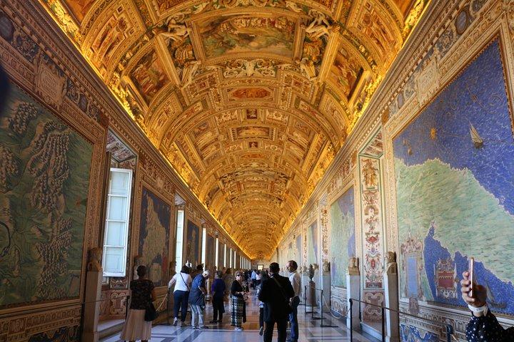 Tour Privado VIP por Roma y el Vaticano desde Civitavecchia