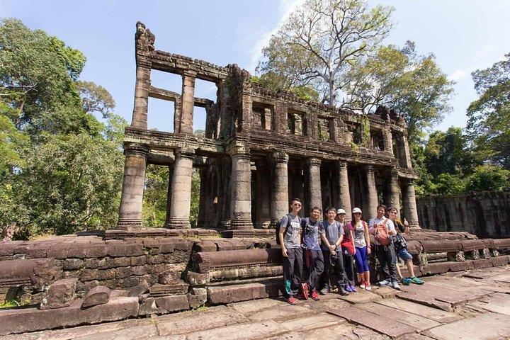 シェムリアップから：アンコール ワットと水上村 3 日間旅行