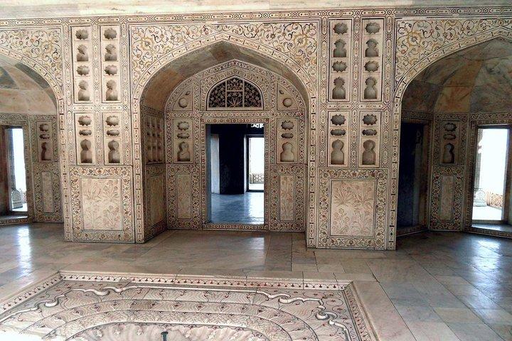 Tour di un giorno ad Agra con taxi privato e guida professionale