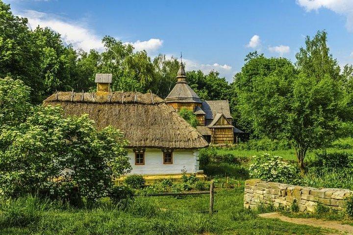 Private Führung zum Pirogovo Freilichtmuseum von Kiew aus