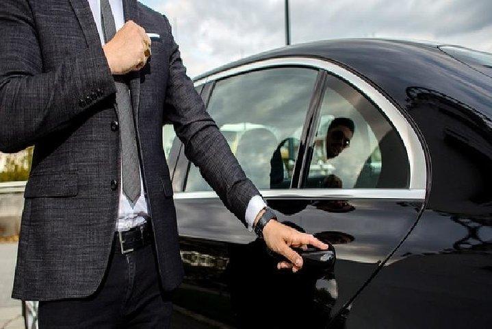 Da Casablanca: trasferimento privato a Fez via Rabat