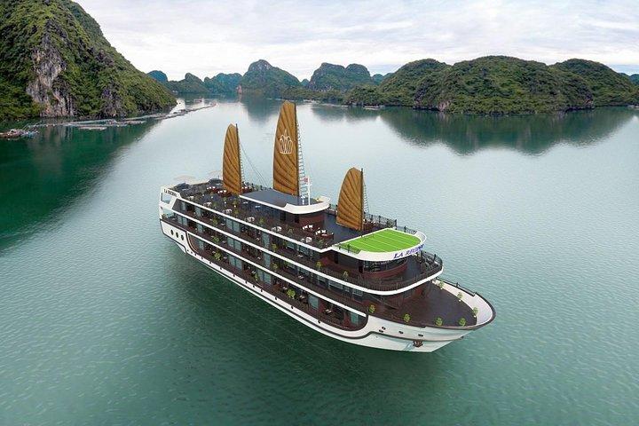 2D1N HaLong - LanHa Bay 5 estrellas (cabina de balcón, comidas, cueva, kayak)