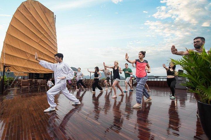 2D1N HaLong - LanHa Bay 5étoiles (Bancony Cabin,Repas,Grotte,Kayak)