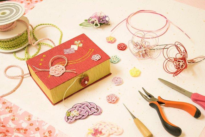 【水引アクセサリー体験】金沢の伝統工芸･水引でかわいいアクセサリーづくり☆･･ピアス/イヤリング・ネックレス・髪飾りなど･･金沢女子旅におすすめ！カップルのご来館も多数◎ 女性に大人気☆