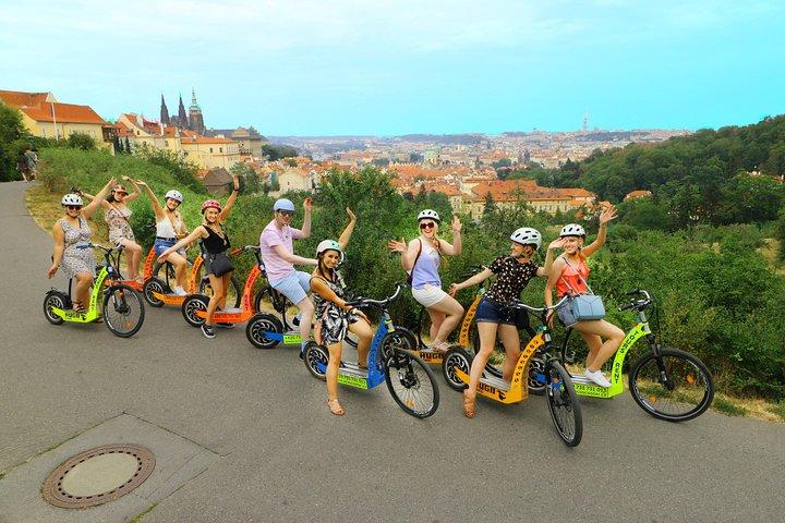 Praag: elektrische scooter & E-bike rondleiding