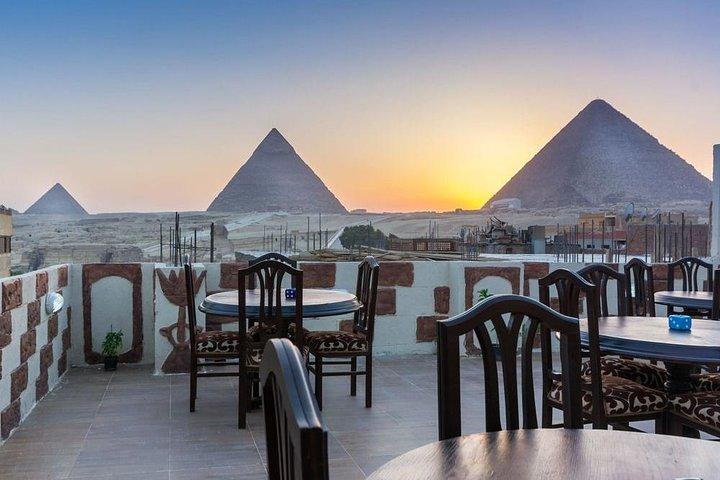 Fantastisk Pyramid Inn Lunch med Pyramids View