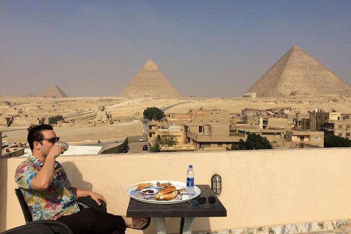 Fantastisk Pyramid Inn Lunch med Pyramids View