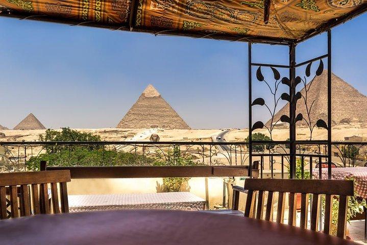 Fantastisk Pyramid Inn Lunch med Pyramids View