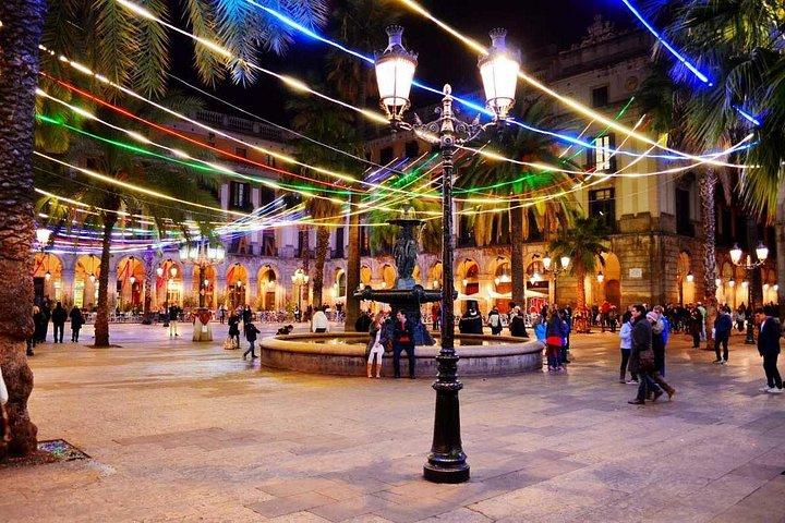バルセロナプライベートクリスマスツアー：大聖堂、市場、チュロス