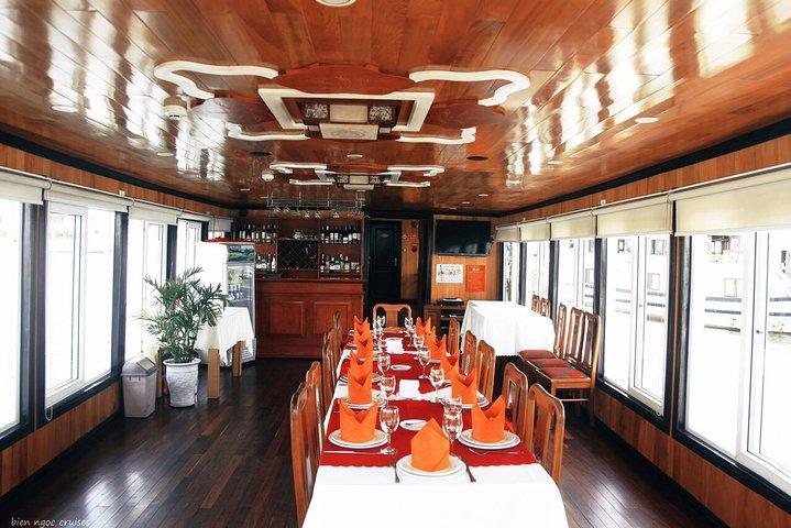 Local Market Tour and Private Cooking Class