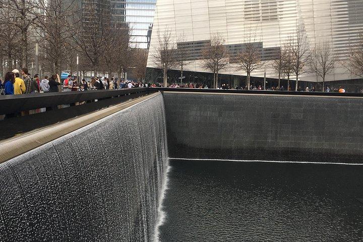 ニューヨーク 9/11 博物館と自由の女神フェリーのチケット