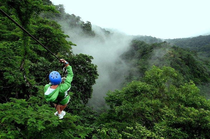 7 - Cable Zipline Adventure : Fliegen Sie über den Wasserfall La Fortuna