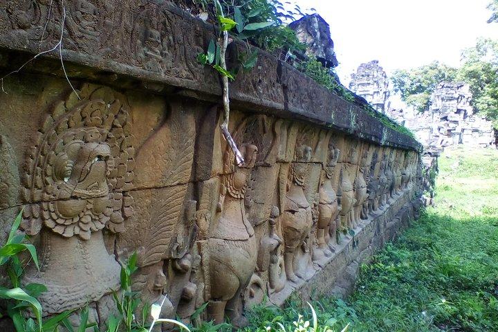 Koh Ker＆Preah Khan Kompung Svayへの2日間のプライベートアドベンチャー