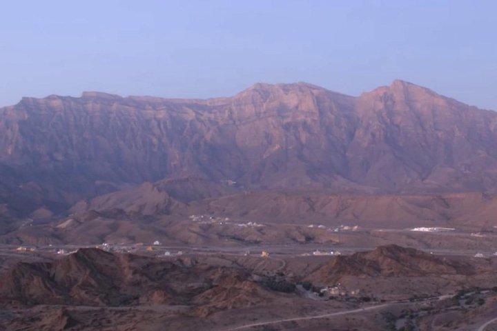 Wadi Sahtan (Dagtur) 4WD Mandoos-Oman bryst