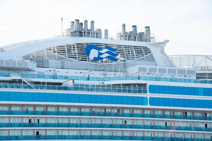 Private Transfers between Heathrow Airport & Southampton Port