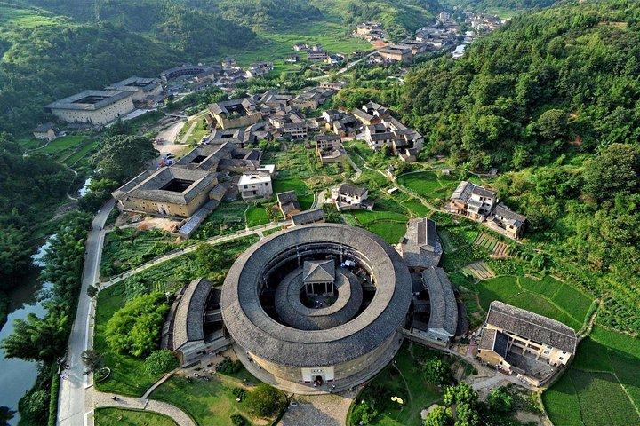 Xiamen Private Day Tour to Tianluokeng Tulou Cluster and Hongkeng Tulou