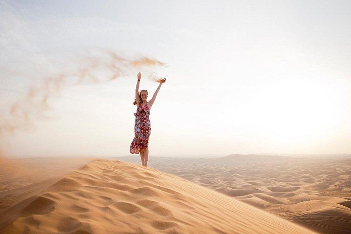 ドバイの午後Desert Safari（プライベートツアーとカスタムツアー）