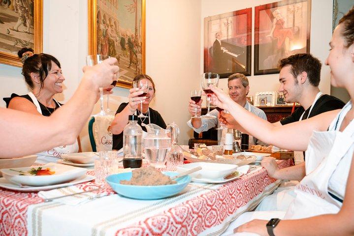 Tipica Cena & Cooking Demo presso Local's Home a Roma