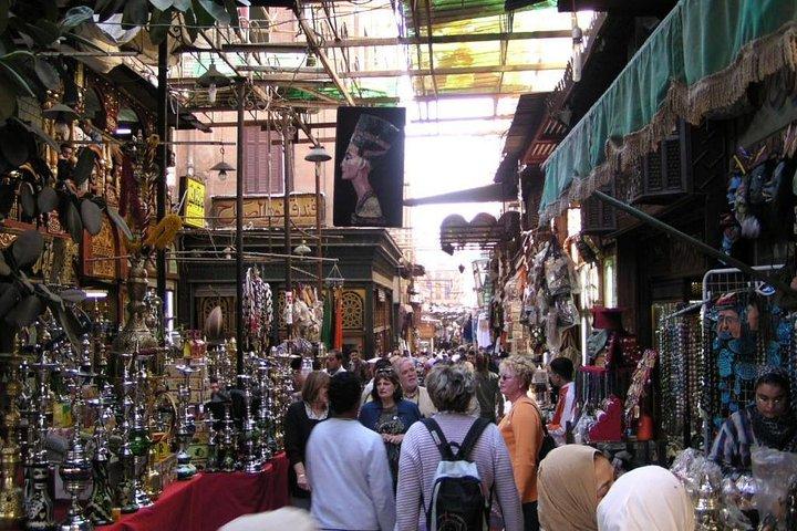 Cairo Luxe Tours naar oud Egyptisch Museum, Koptisch Cairo & Bazaar