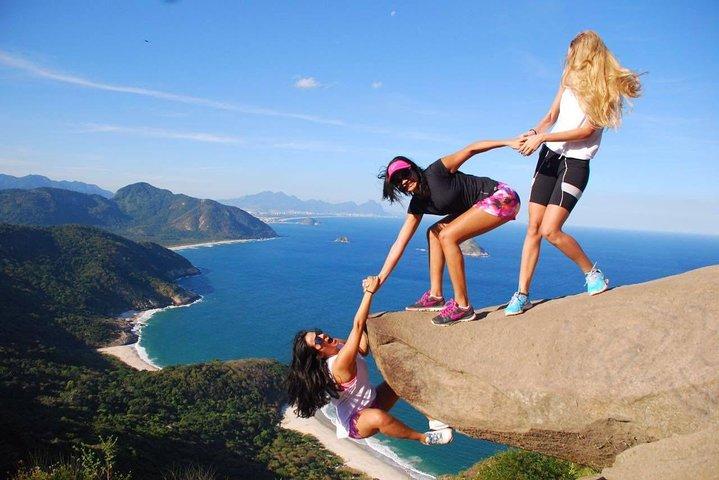 Pedra Do Telegrafo Hike Tour with Transfer