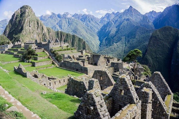 Excursion to Machu Picchu from Cusco full day - Private Service