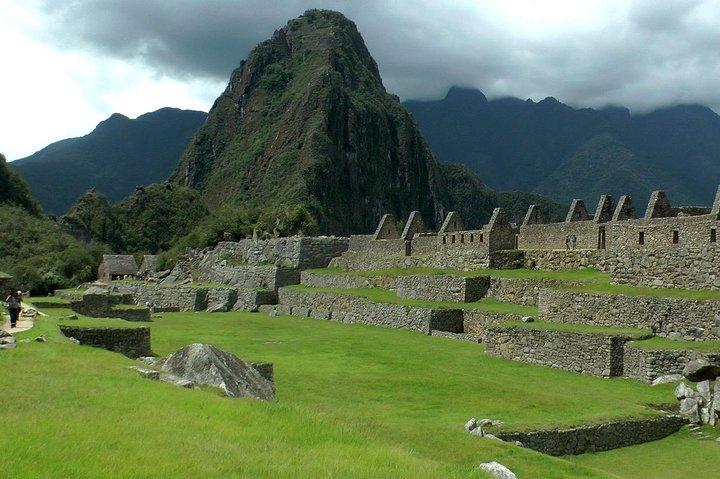 Excursion to Machu Picchu from Cusco full day - Private Service