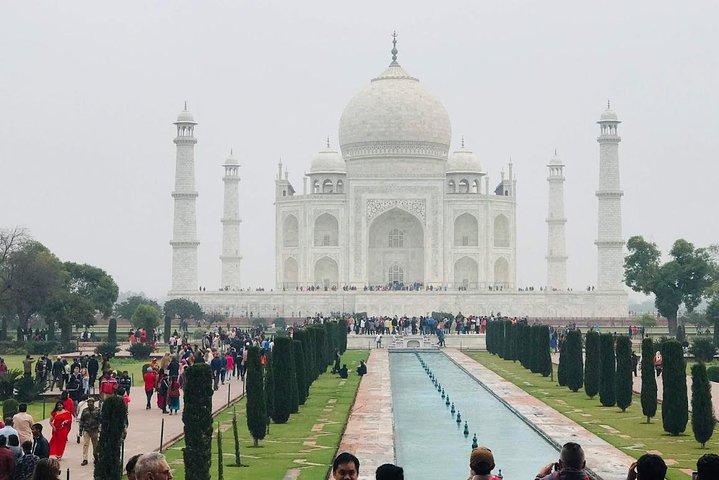 De Delhi Taj Mahal Tour Agra Fort et Bébé Taj En Voiture