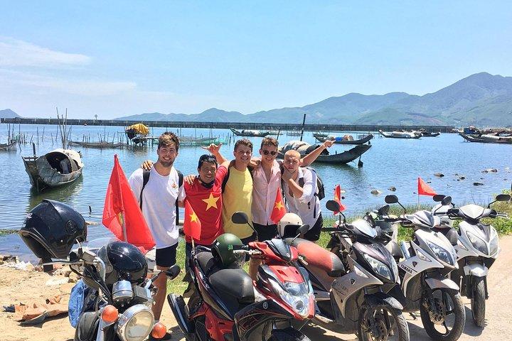 Experiência de motocicleta Hue para Hoi An Over Via Hai Van passe com Amazing Easy Rider