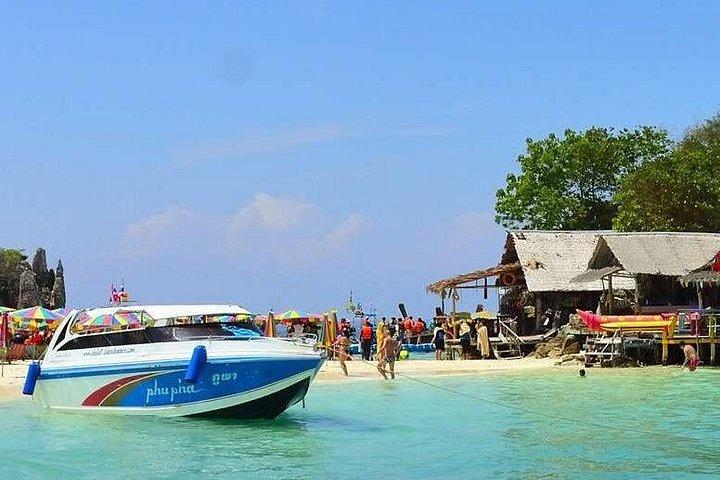 プーケット島〜カーイ諸島：半日シュノーケリング＆ビーチパラダイス