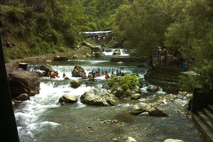 Transfert abordable de Dehradun à Delhi