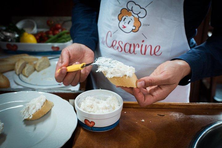Cesarine：ヴェネツィアの地元の家での市場ツアーと料理教室