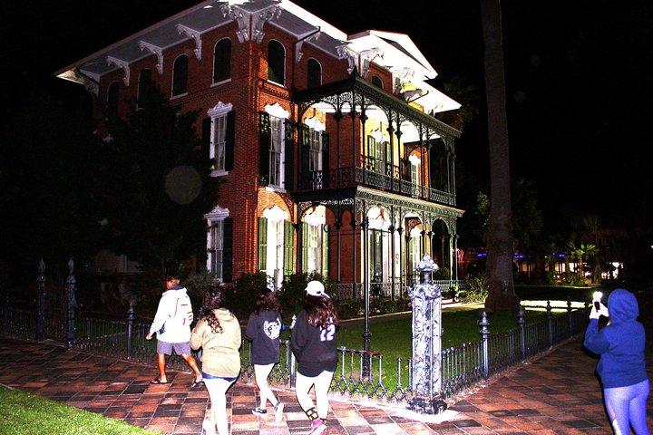 Store! Galveston Ghost Tour