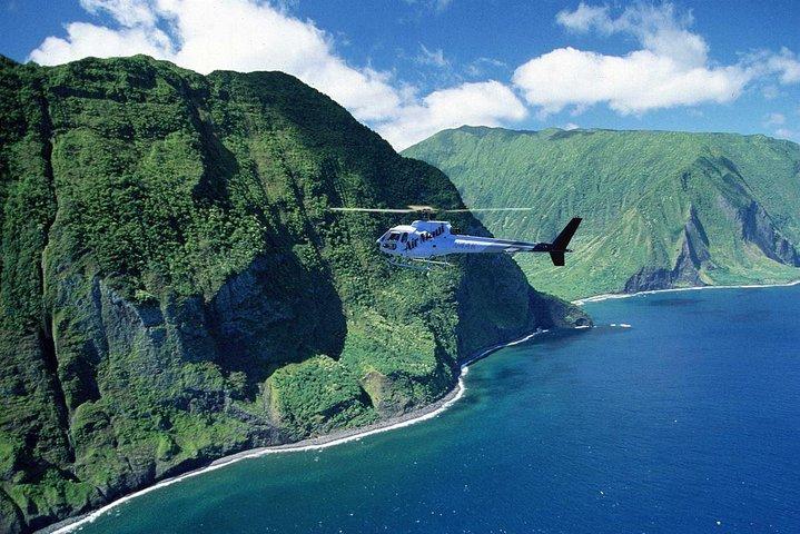 西マウイ・モロカイ島60分ヘリコプターツアー