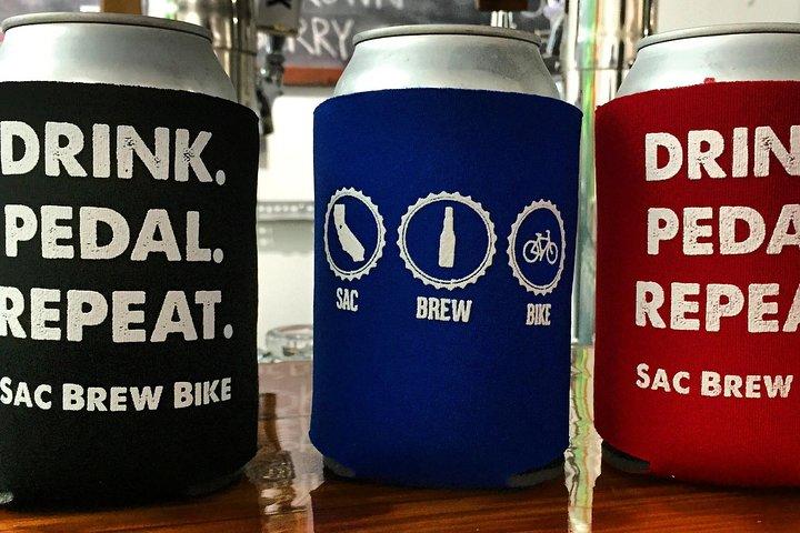 15人乗りのビールバイクでサクラメントをペダル、ドリンク、バーホップ